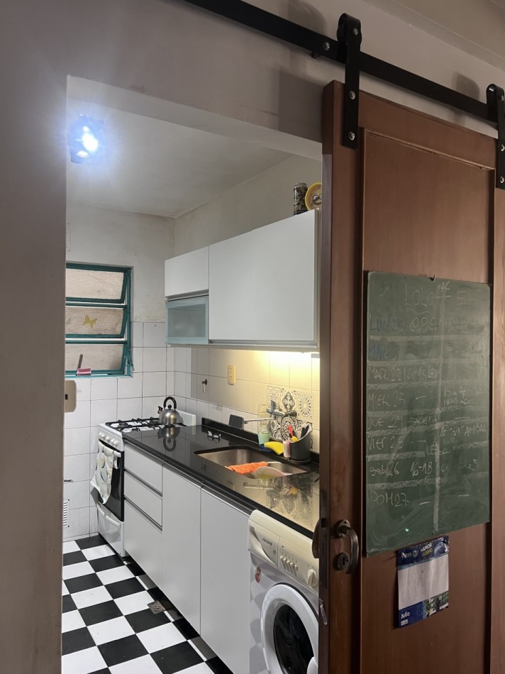 Departamento de 3/4 ambientes al frente en excelente ubicacion!